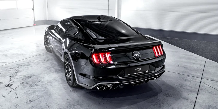 Řidičem i spolujezdcem ve Fordu Mustang GT 5.0: 15–60 minut jízdy s dálniční známkou včetně paliva