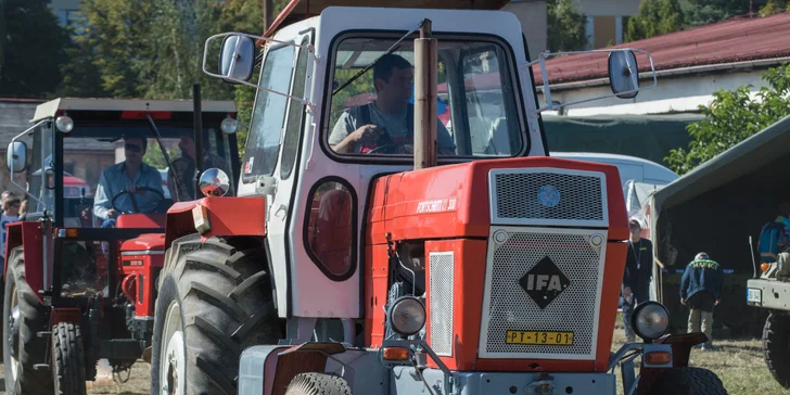 Vstupné do Retroměstečka..: víkend plný tradic a zábavy pro celou rodinu