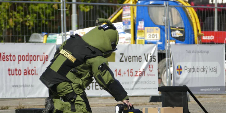 Vstupné do Retroměstečka..: víkend plný tradic a zábavy pro celou rodinu