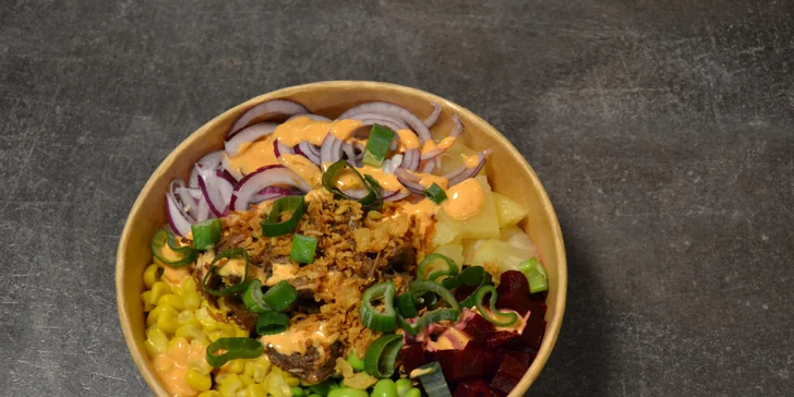 1 nebo 2 poke bowly a limonáda k tomu: miska s krevetami, kuřetem i tofu, malinová či mango limonáda