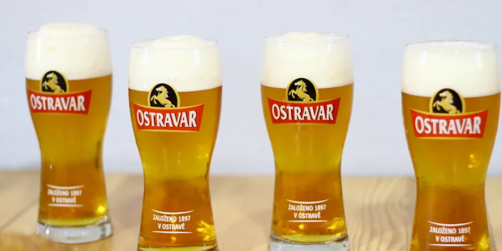 Dva macaté burgery s hovězím, slaninou, BBQ i majonézou, hranolky a třeba i 4 piva na zapití