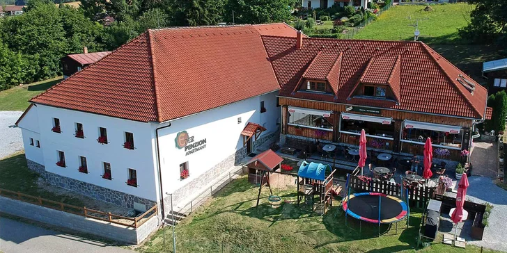 Až 8denní pobyt přímo u Lipna: vířivka, pokoj, bungalov či apartmán nebo chatka
