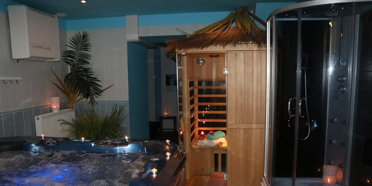 Soukromý relax pro 2: sauna, vířivka i čínská masáž šíje, ramen a hlavy