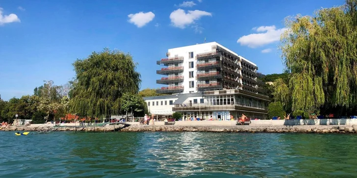 Letní pohoda na břehu Balatonu: dovolená s neomezeným wellness, polopenzí i sportovními aktivitami