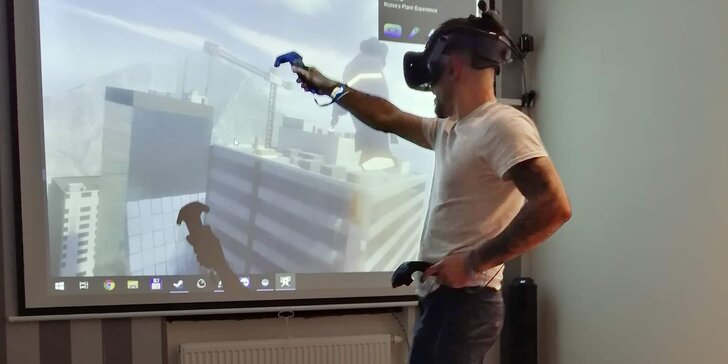 Staňte se hrdiny ve velké moderní herně virtuální reality v Plzni: 1 nebo 2 hráči