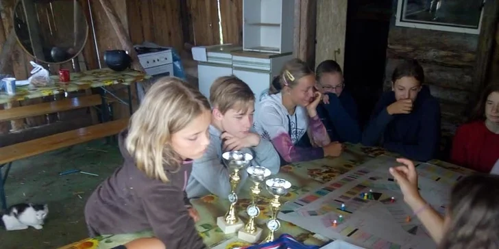 Letní jezdecký tábor pro děti od 7 let: aktivity s koňmi, hry, zábava i výlety