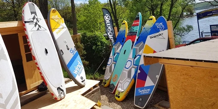 Zapůjčení paddleboardu na 1 nebo 2 hodiny na vodní nádrži Nové Mlýny v Šakvicích