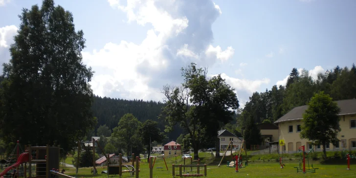 Užijte si pár dní v srdci Šumavy: pobyt s polopenzí uprostřed krásné přírody