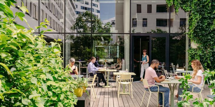 Moderní ubytování v centru Vídně: snídaně, procházky po centru a 50% sleva do baru v době happy hours