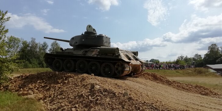 Malý tankový den ve Vojenském muzeu Králíky: vstupy pro jednoho či rodinu i se svezením