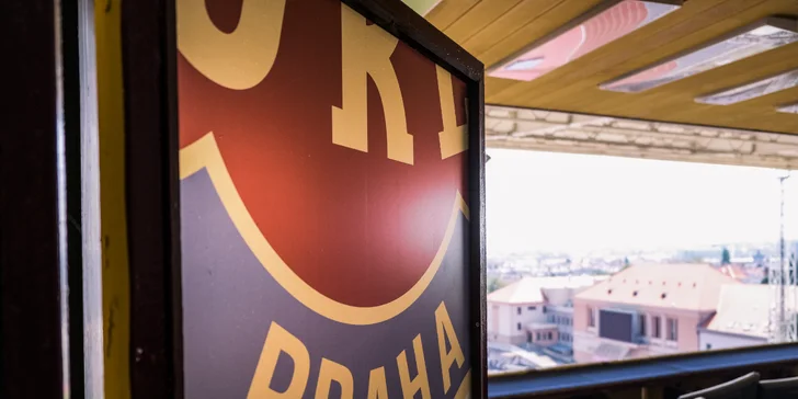 Celosezonní permanentka na Duklu: klasická sedačka i VIP nebo skybox s občerstvením na Julisce
