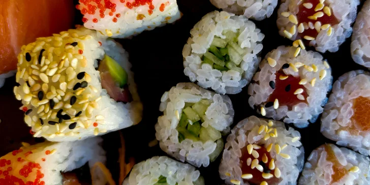 Pestré sushi sety v Porubě: set 41 nebo 50 ks s rybami i avokádem