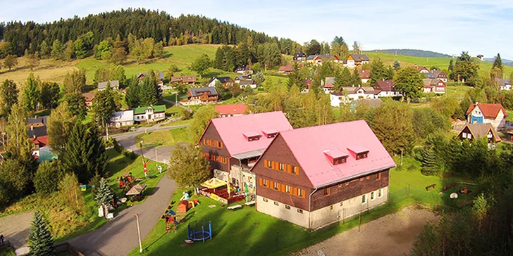 3–15 dní v Jizerských horách pro páry i rodiny: polopenze s all inclusive nápoji