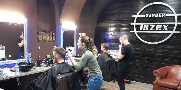 Buďte za elegána: úprava vousů a střih pro dospělého i dítě v barber shopu