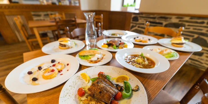 Farmářovo menu: dva hlavní chody, dezert, káva i víno s prohlídkou statku