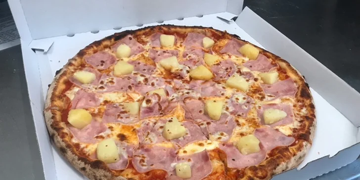 Rozvoz po Pardubicích zdarma: jedna nebo dvě půlmetrové pizzy i s nápojem