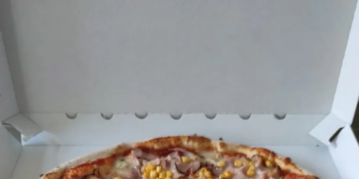 Rozvoz po Pardubicích zdarma: jedna nebo dvě půlmetrové pizzy i s nápojem