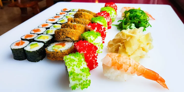 Sushi sety s 32 až 53 ks: krab, krevety, tuňák, okurka, avokádo i losos