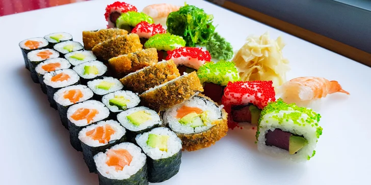 Japonská Ostrava: set 32 či 50 ks sushi s rybami, krevetami i avokádem