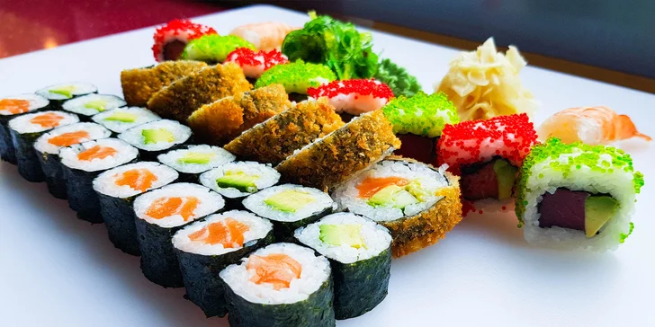 Japonská Ostrava: set 32 či 50 ks sushi s rybami, krevetami i avokádem
