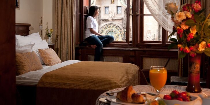 Orloj jako na dlani: pobyt ve 4* hotelu na Staroměstském náměstí se snídaní