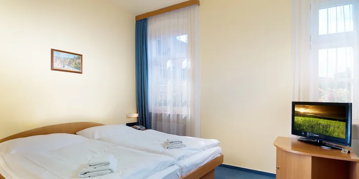 Jídlo, wellness i předepsané procedury v samotném srdci Karlových Varů