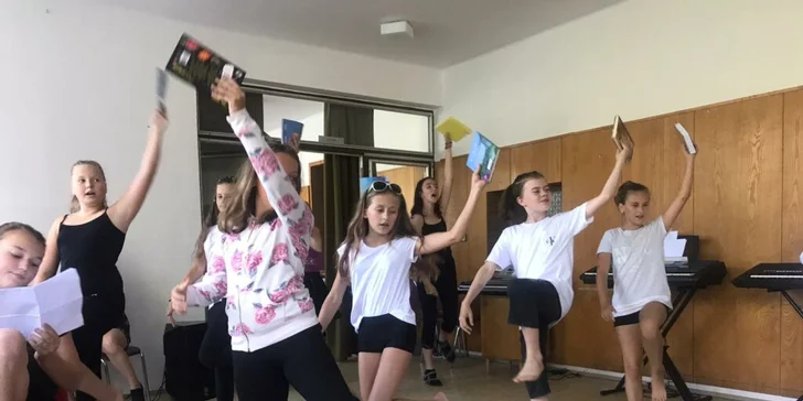 Dětské pobytové tábory na 7 dní: výtvarka, tanec, divadlo, angličtina i sport
