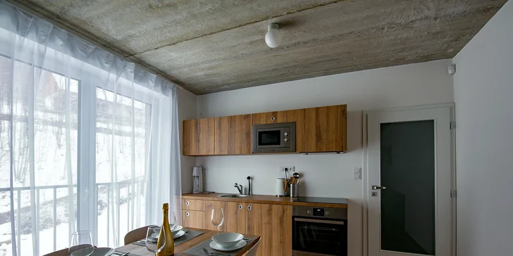 Aktivní dovolená v Krkonoších: krásné nové apartmány ve Vrchlabí až pro 4