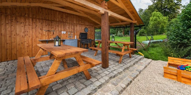 Luxusní apartmány pod Ještědem: pobyt se snídaní pro dva, partu nebo rodinu