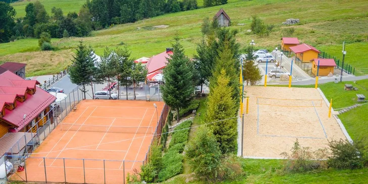 Aktivní odpočinek v polských horách: polopenze, bazén, sauna i ruská baňa