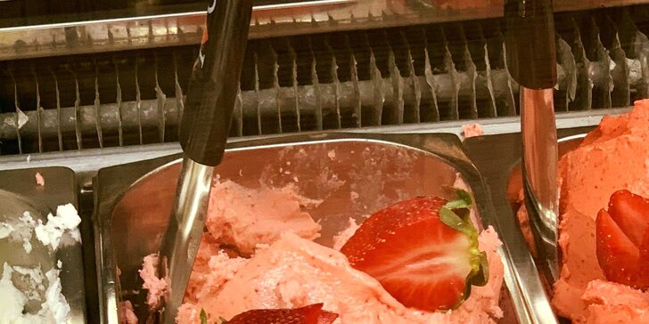 Domácí italské gelato: střední nebo velká porce či celá vanička, možnost kombinace příchutí