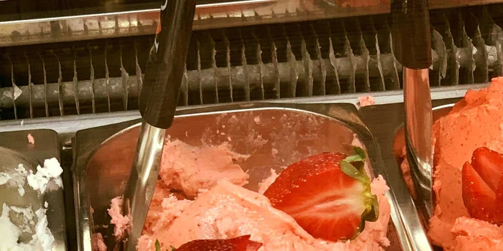Domácí italské gelato: střední nebo velká porce či celá vanička, možnost kombinace příchutí