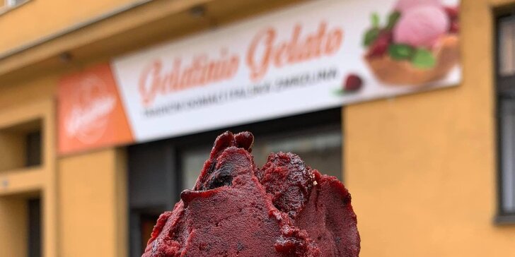 Domácí italské gelato: střední nebo velká porce či celá vanička, možnost kombinace příchutí