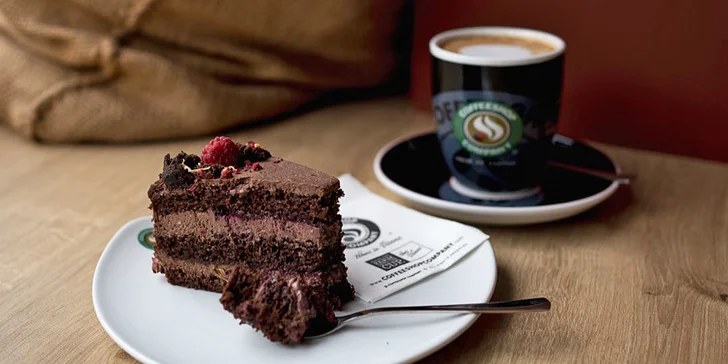 Otevřený voucher do Coffeeshop Company v Galerii Harfa: 250 či 500 Kč na kávu, čaje, limonádu i bagely či dorty