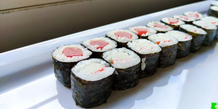 Vychutnejte si sushi v ostravských Vítkovicích: sety s 58 nebo 74 kousky