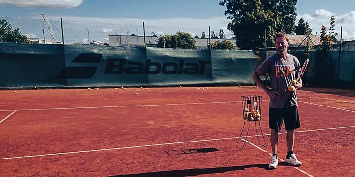 Individuální lekce tenisu s profesionálním trenérem Jiřím Horáčkem z okruhu ATP pro 1 i 2 osoby