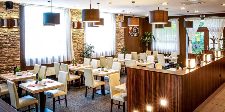 Relax v moderním hotelu v prostředí Malé Fatry: polopenze s 3chodovou večeří a wellness