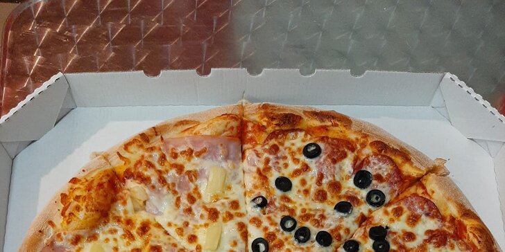Odneste si křupavé potěšení: pizza dle výběru o průměru 32 cm vč. krabice