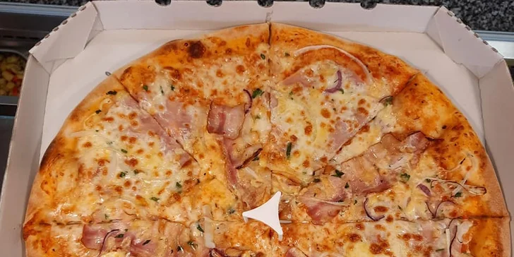 Odneste si křupavé potěšení: pizza dle výběru o průměru 32 cm vč. krabice