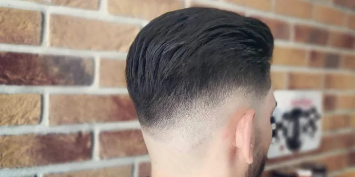 Luxusní barber péče pro pány i jejich syny: holení, klasický střih i styling