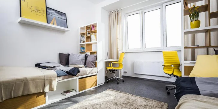 Dovolená pro pár i rodinu: apartmány hned naproti Národnímu divadlu, snídaně, zážitky