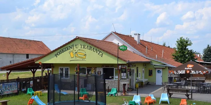 Vstupenka do největšího retro muzea v ČR: veteráni, výbava z 50.–90. let, staré hračky i zemědělství