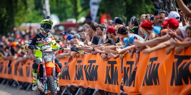 Tandem backflip s Petrem Pilátem: příprava, zapůjčení vybavení i video