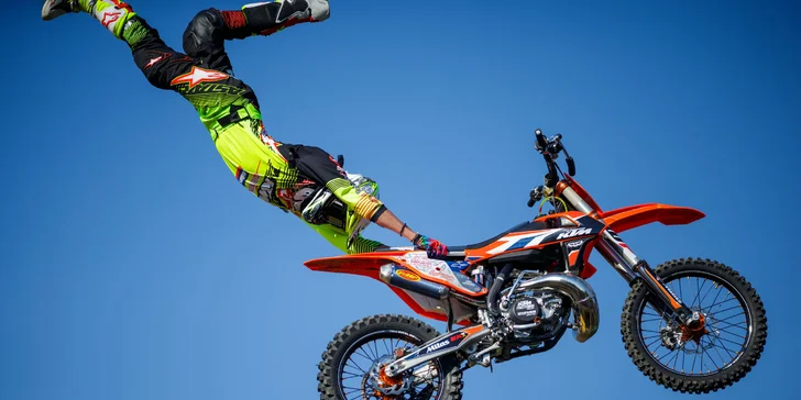 Tandem backflip s Petrem Pilátem: příprava, zapůjčení vybavení i video