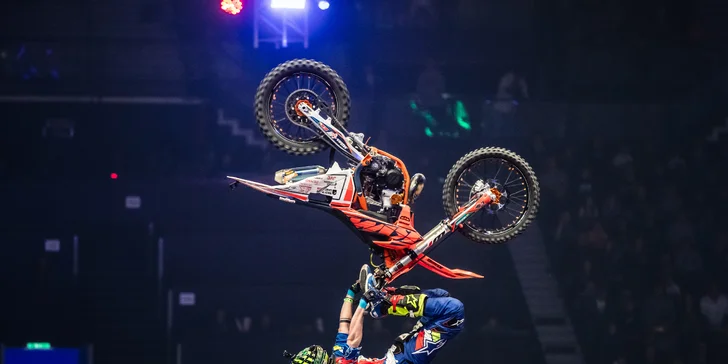 Tandem backflip s Petrem Pilátem: příprava, zapůjčení vybavení i video