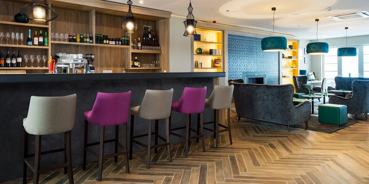 Poznejte Budapešť: moderní 4* hotel v centru, snídaně a neomezeně sauna