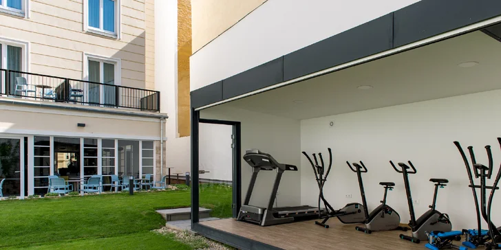 Poznejte Budapešť: moderní 4* hotel v centru, snídaně, sauna i fitness
