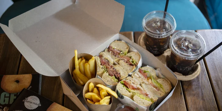 Nadupaný bagel box a mini bagely s nutellou a banánem pro 2 osoby