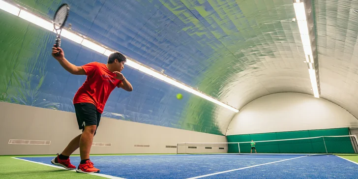Moderní sportovní H centrum: vstup do posilovny, na tenis či badminton