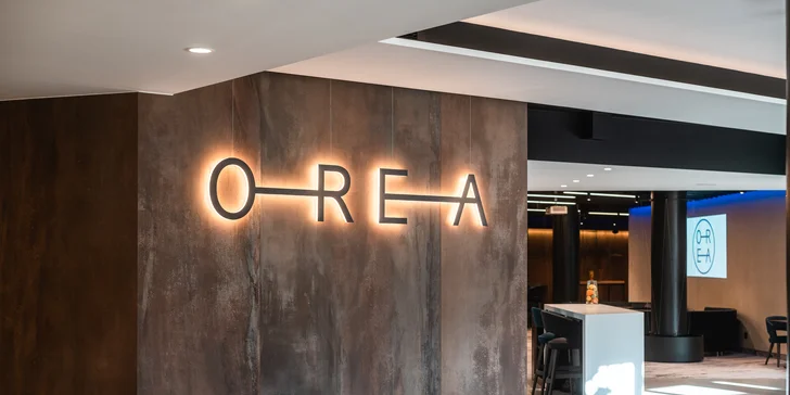 Pobyt v moderním 4* hotelu Pyramida v blízkosti Pražského hradu se snídaní a bazénem